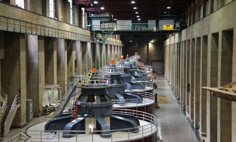 Behind the Display: How AI Art Generators Develop Masterpieces